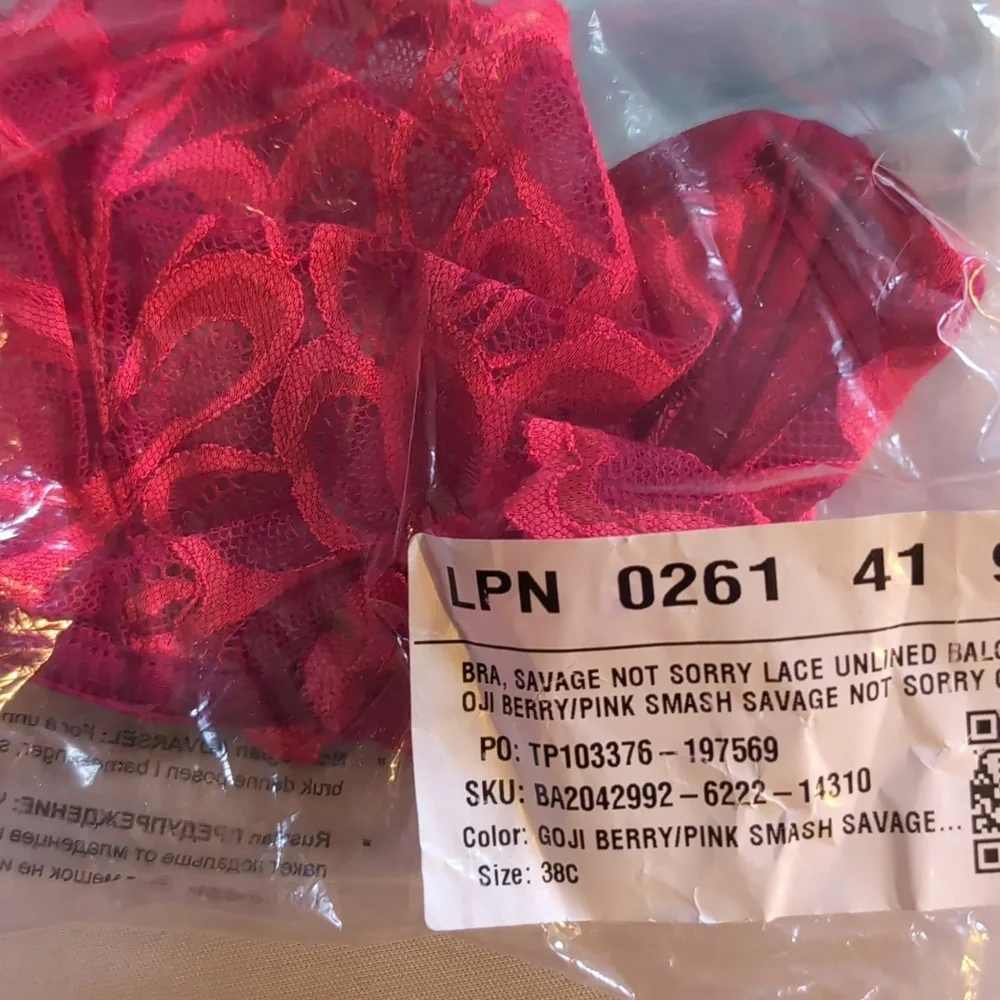 Savage x fenty Not sorry Lace Bra Goji Berry Sz 38C BNWT - Picture 2 of 3
